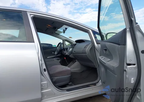 2013 Toyota Prius V Three from USA, damaged, VIN JTDZN3EU7D3217524